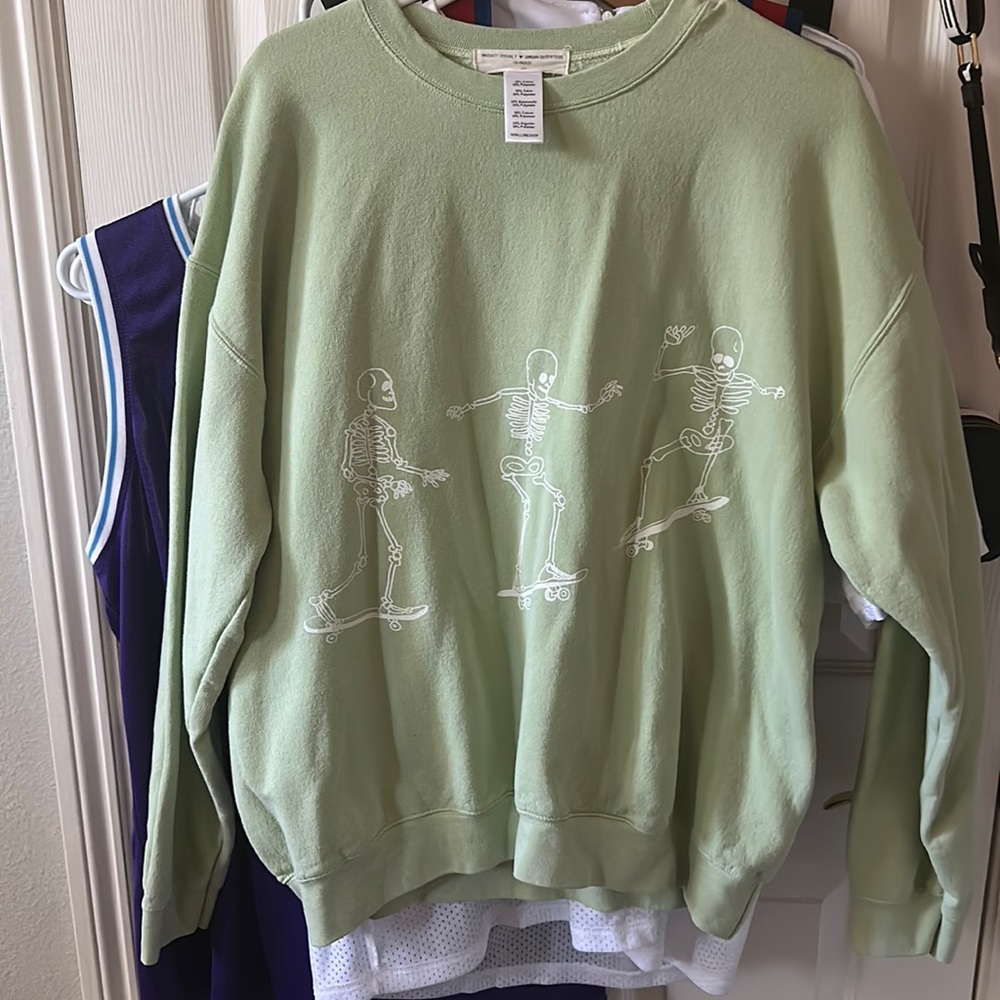 urban green skelton crew